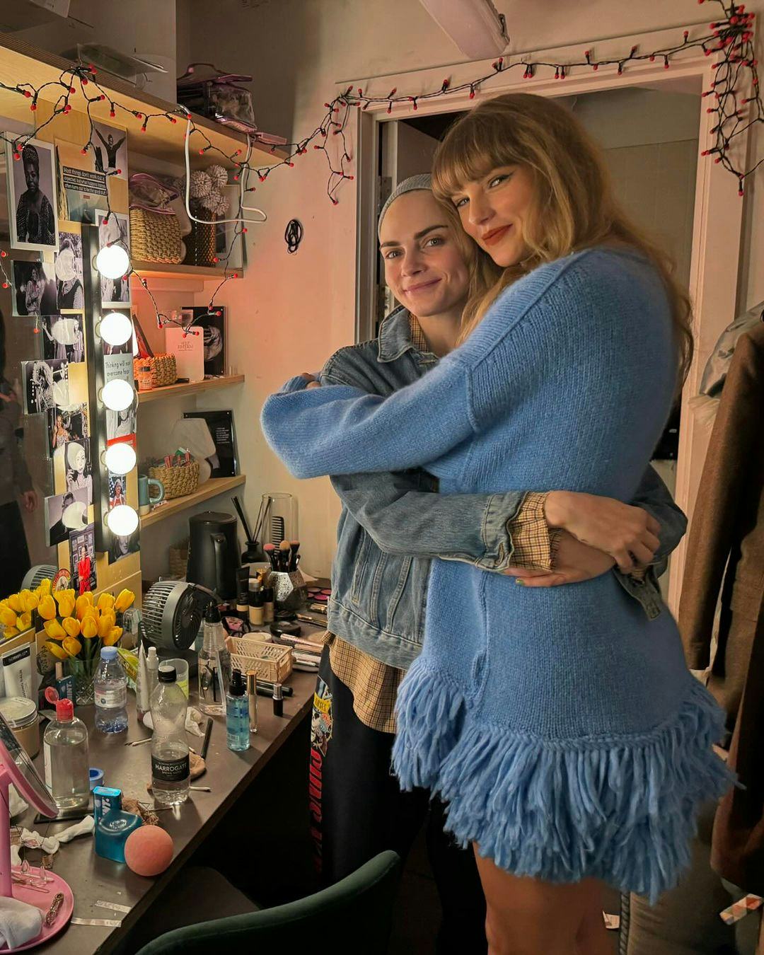 cara delevingne and Taylor Swift