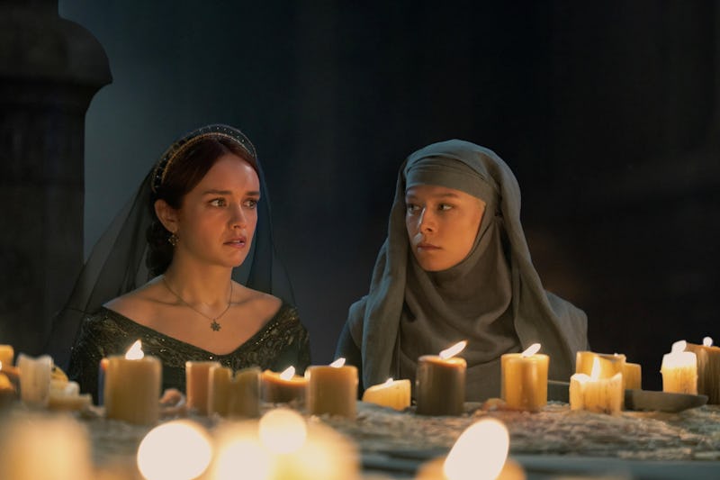Olivia Cooke and Emma D'Arcy in 'House of the Dragon' Season 2, Episode 3