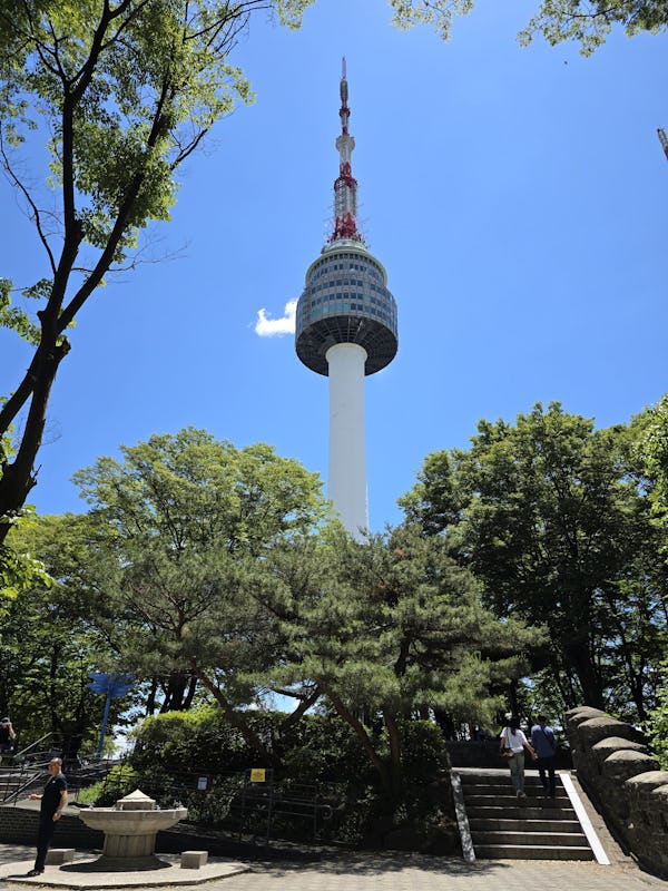 Seoul Tower sits atop Namsam Park, offering patrons 360-degree views of all of Seoul, South Korea