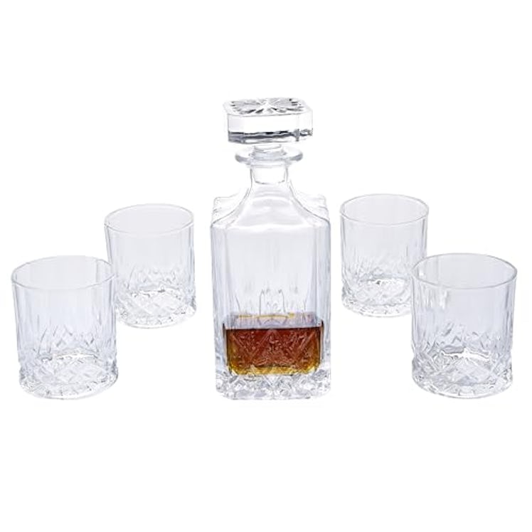 Regal Trunk Whiskey Decanter Set