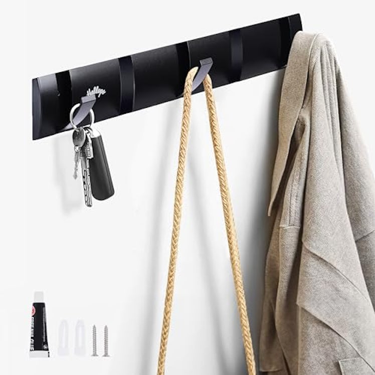 Hallops Retractable Hook Coat Rack