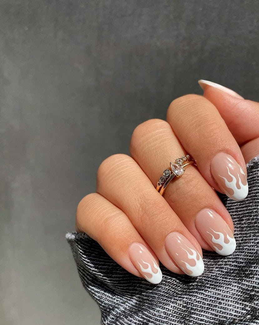 Simple White Nail Art for Everyday Elegance