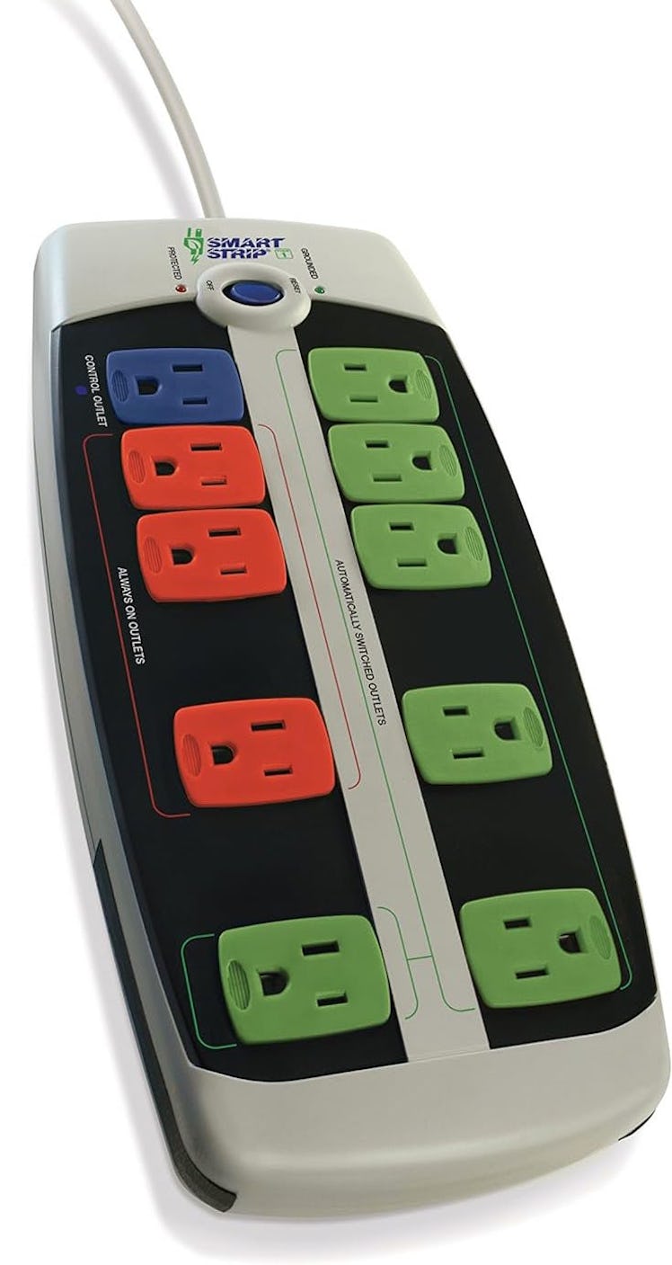 SmartStrip Energy-Saving Power Strip