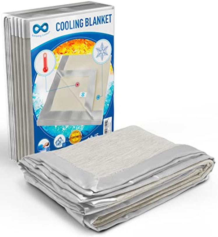 Everlasting Comfort Cooling Blanket 