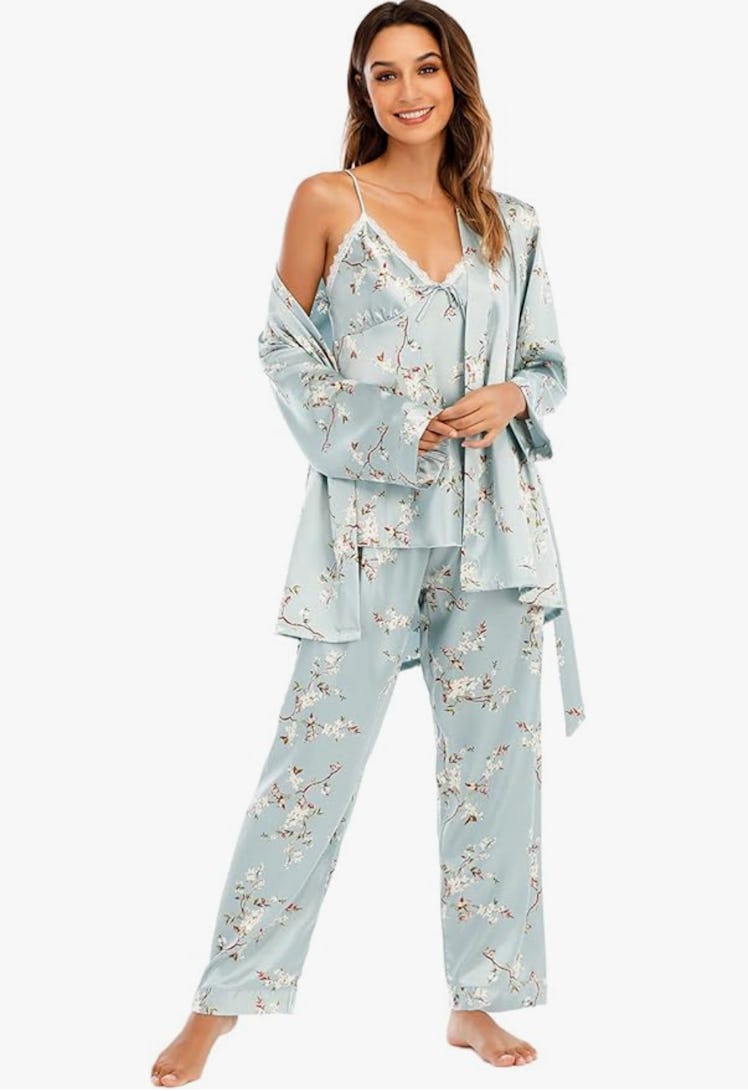 Escalier Satin Pajamas Set (3-Pieces)