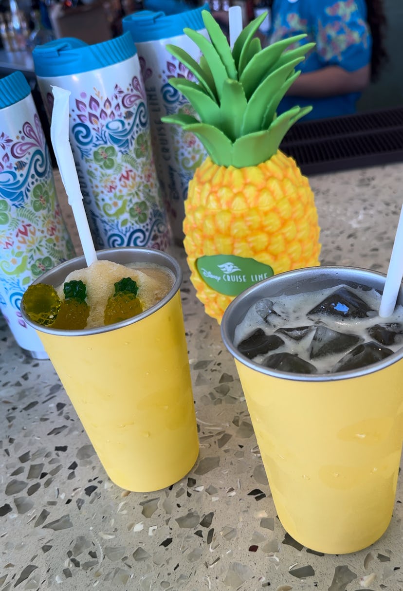 The Eleuthera Euphoria and Smash cocktails available on Lookout Cay at Lighthouse Point