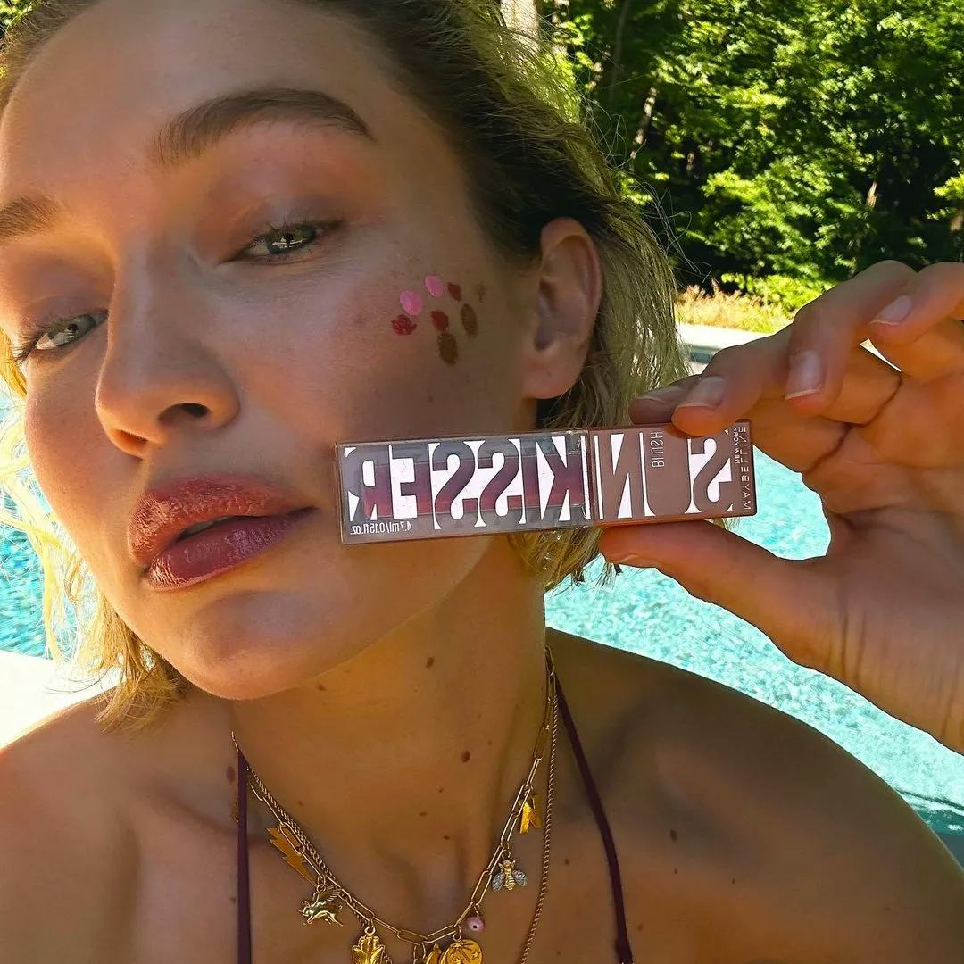 Gigi Hadid shared her summer blush combination on Instagram.
