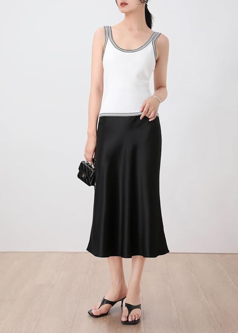 Keasmto Satin Midi Skirt 