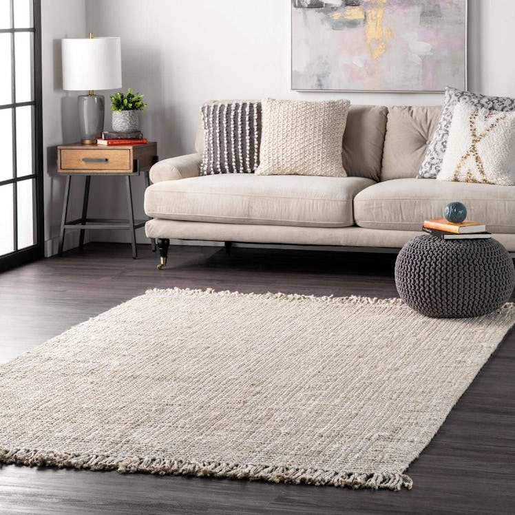 nuLOOM Daniela Farmhouse Jute Rug