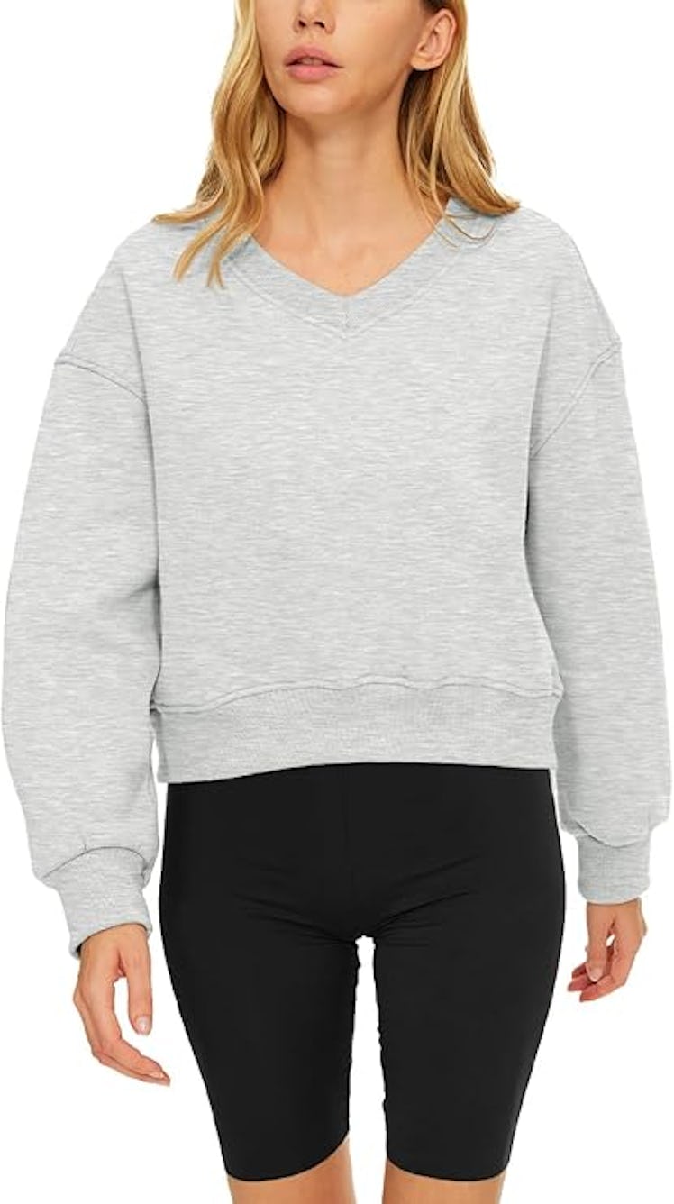 AUTOMET V-Neck Cropped Sweatshirt