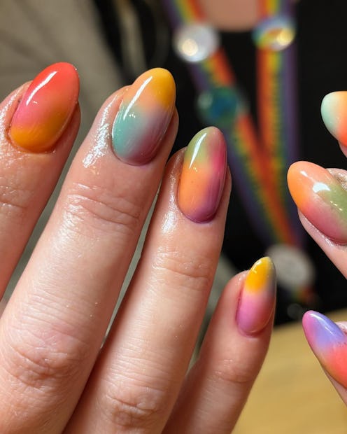 Ombré Eyeshadow Nails