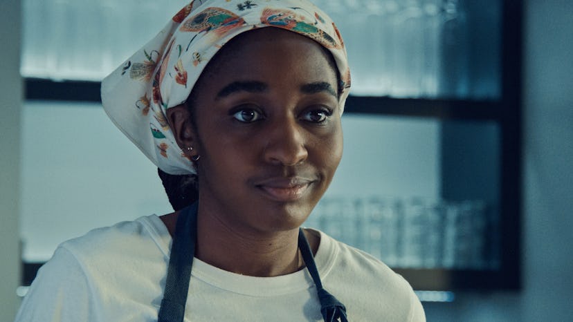 Sydney wears a fishing bandana in ‘The Bear.'