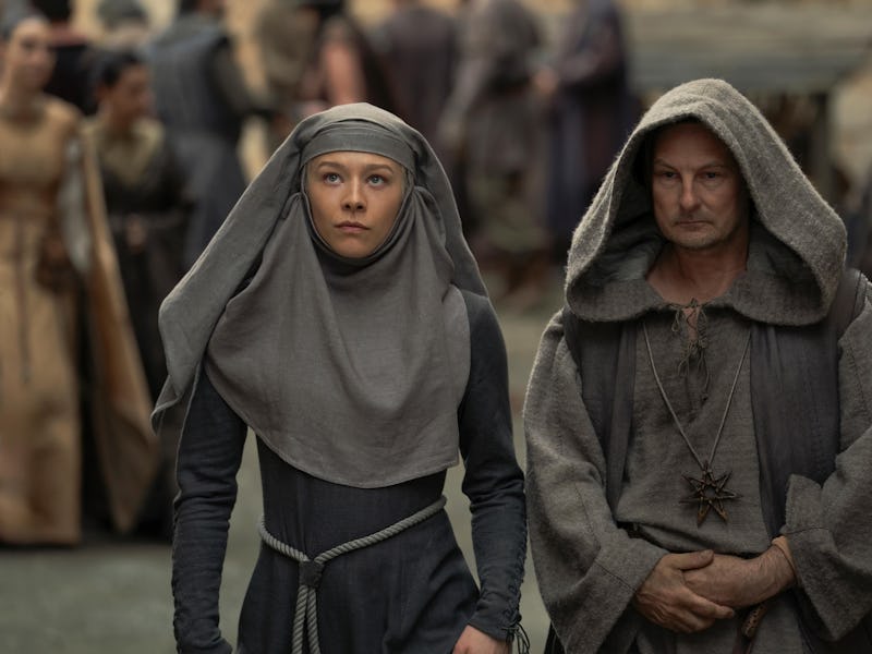 Rhaenyra (Emma D'arcy) sneaks through King's Landing in House of the Dragon