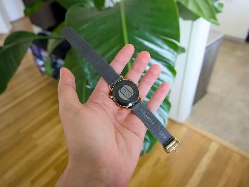 Nowatch Review: A 'Smartwatch' That Puts a Rock on Your Wrist