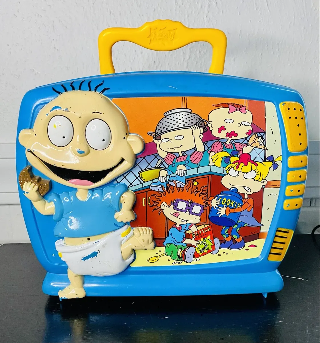 All The Best ‘90s Back-To-School Gear Your Kids (& You) Will Love