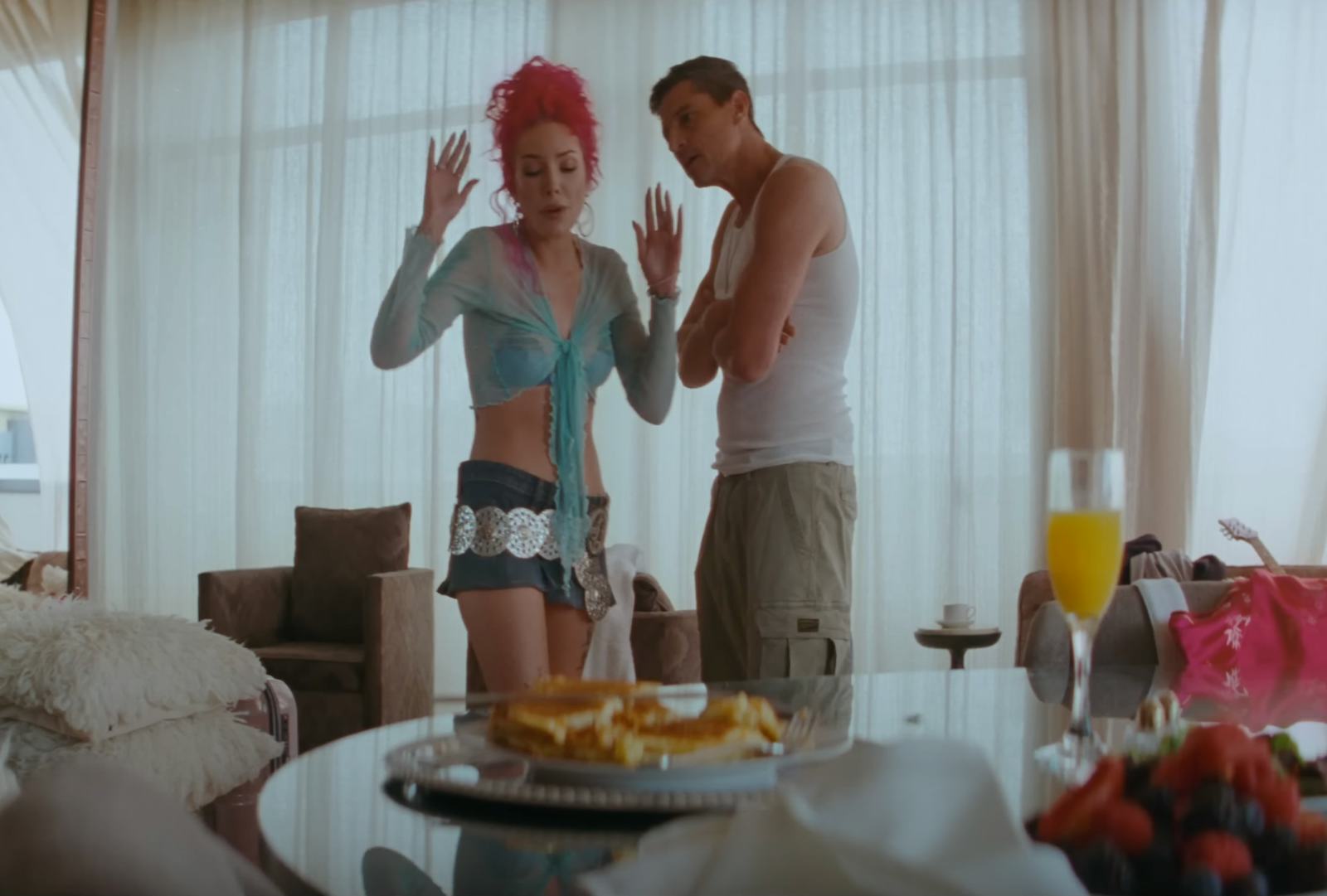 Halsey’s Y2K-era crop top and denim shorts