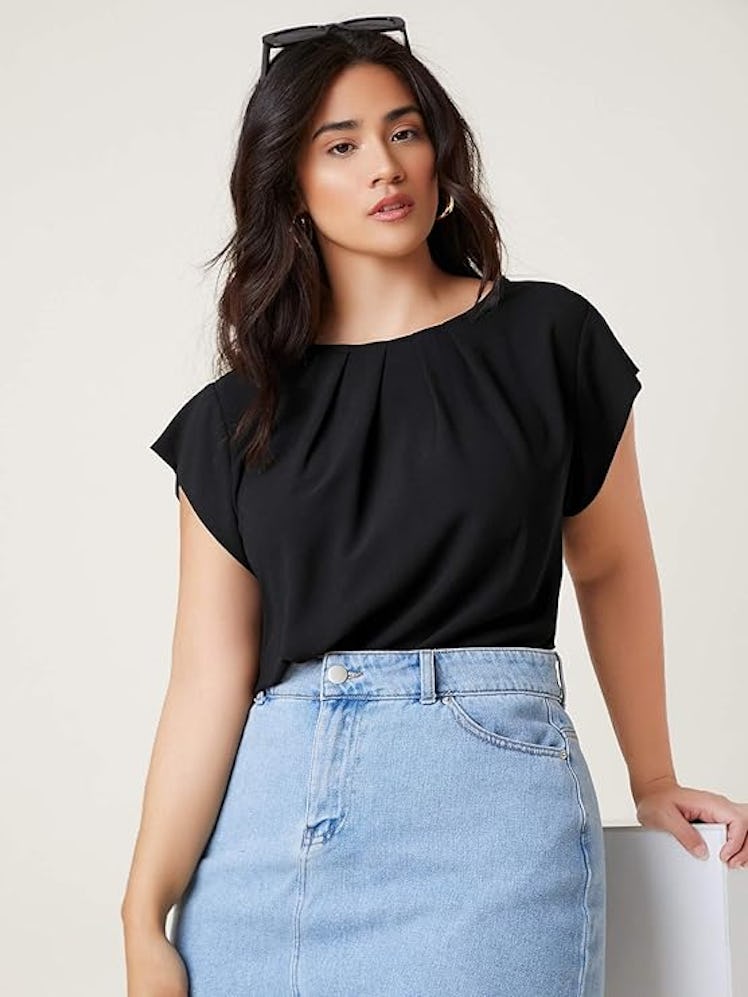 Milumia Pleated Crew-Neck Top