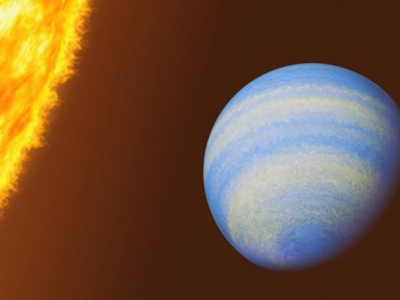 An illustration of exoplanet HD 189733 b and the side of its star.