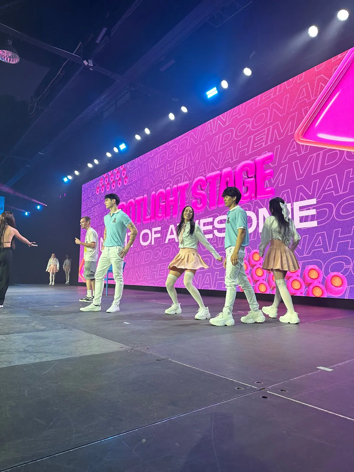 Alan Chikin Chow Shares His Phone Habits The Week Of Vidcon