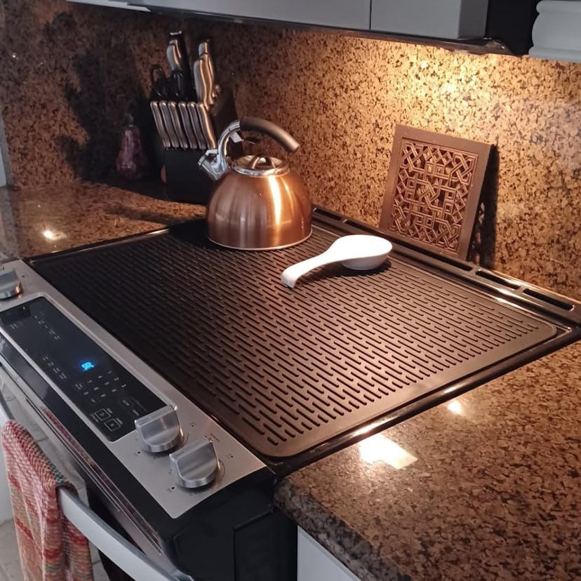 YUHFERA Stove Top Cover