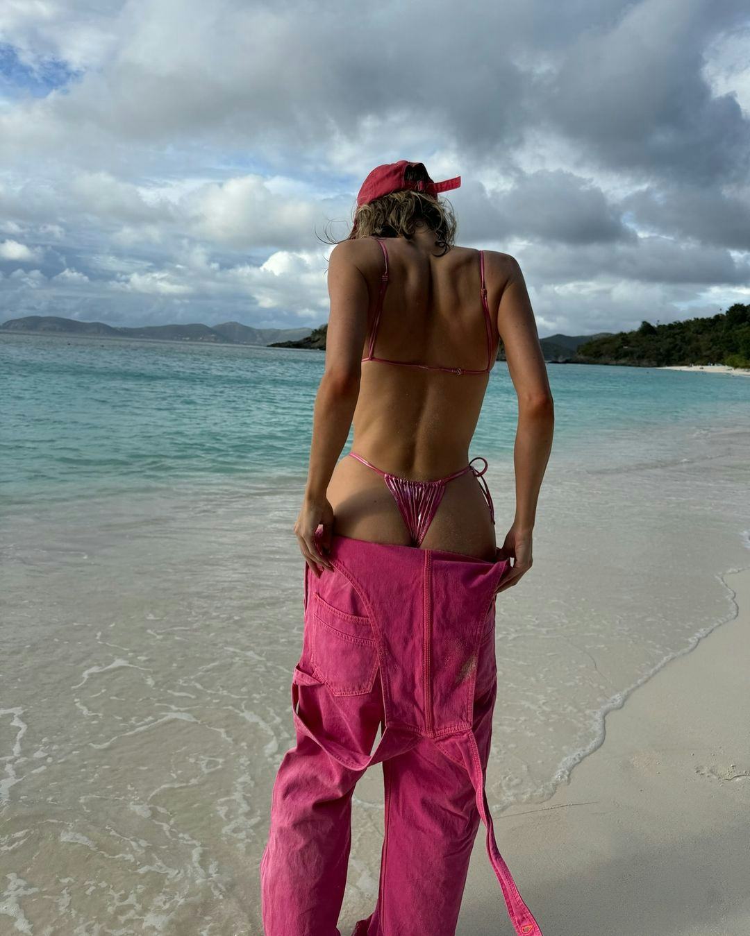 elsa hosk pink bikini