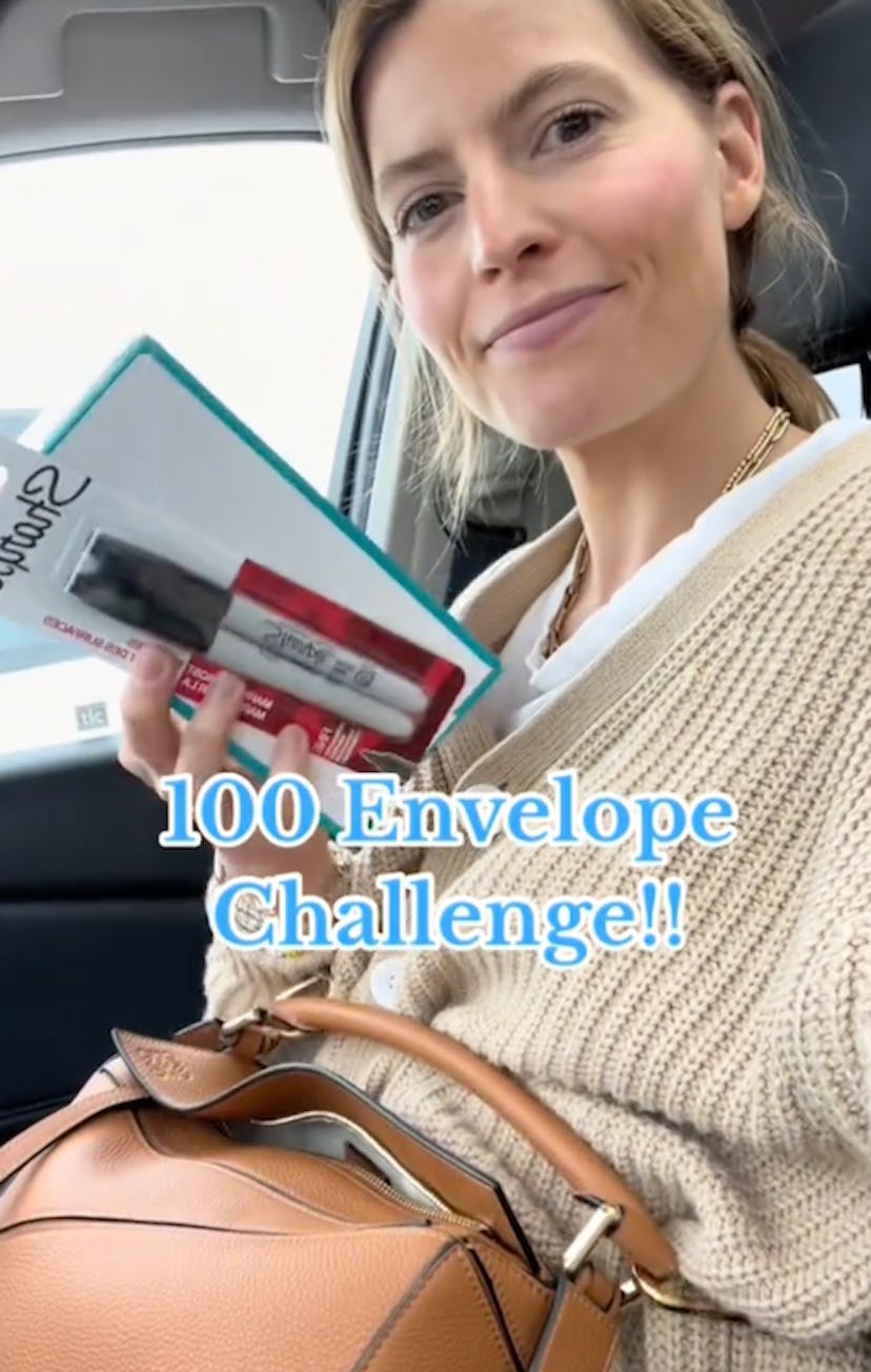 Trying the 100 envelope challenge.