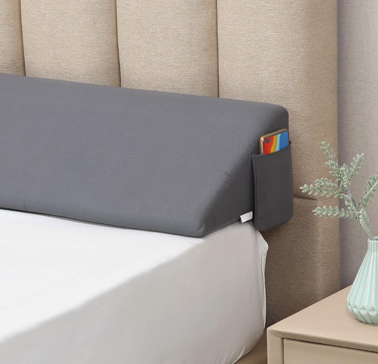 Vekkia Bed Wedge Pillow Headboard