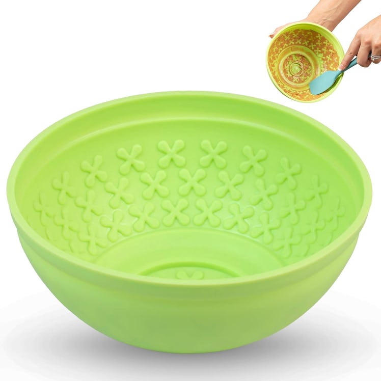 Hyper Pet IQ Treat Lick Bowl