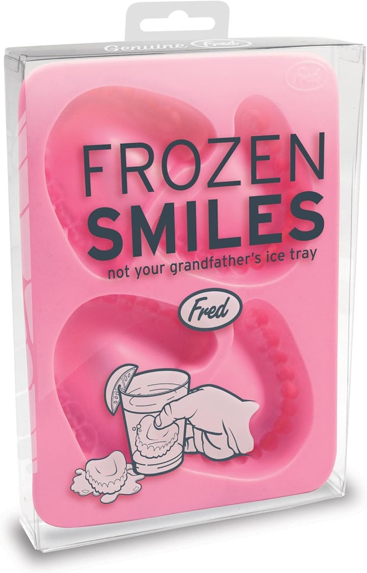 Genuine Fred FROZEN SMILES Ice Tray