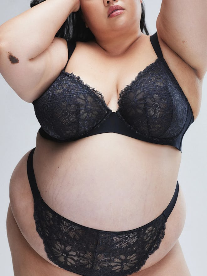 Bold Lace Unlined Plunge Bra