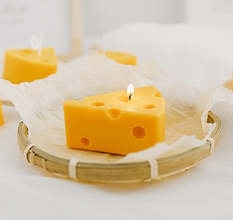 T-shin Cheese Shaped Scented Candle
