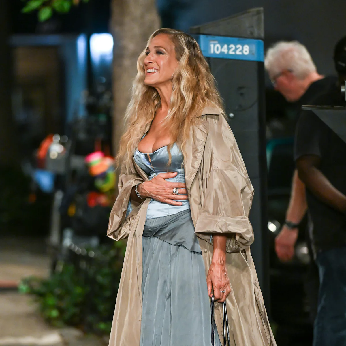 Carrie Bradshaw's Layered Cinderella Dress Is a 'SATC' Easter Egg Carrie Bradshaw's Layered Cinderella Dress Is a 'SATC' Easter Egg
