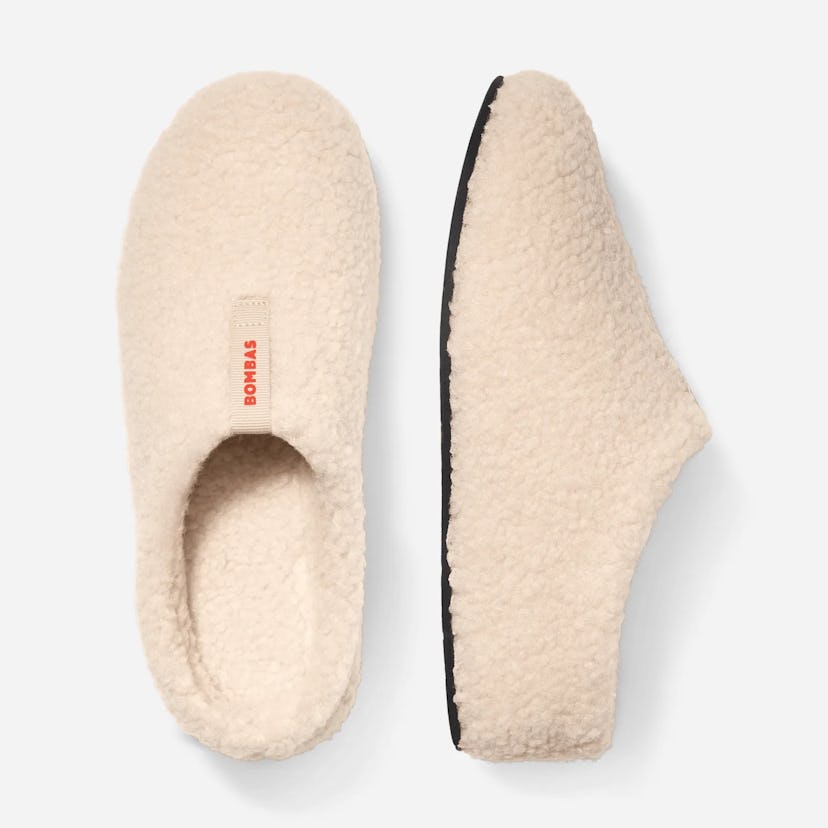 cream sherpa slipper for women