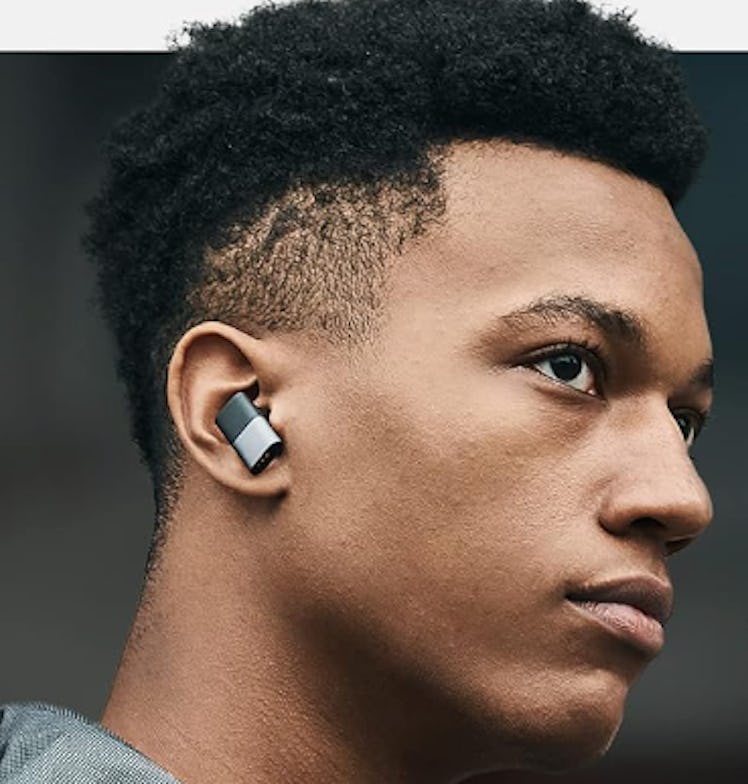 Status Between Pro True Wireless Earbuds