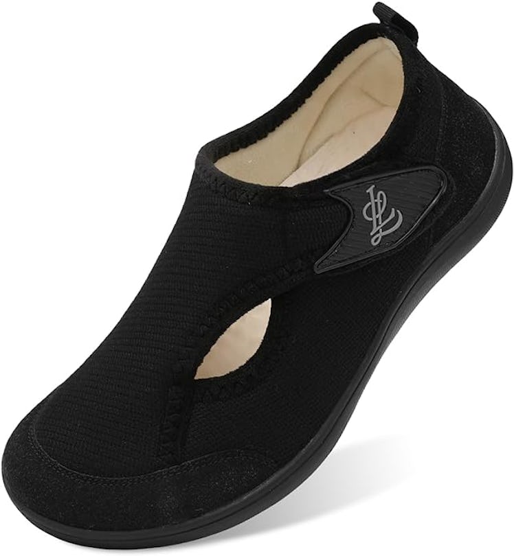 LeIsfIt Wide Indoor Outdoor Slippers