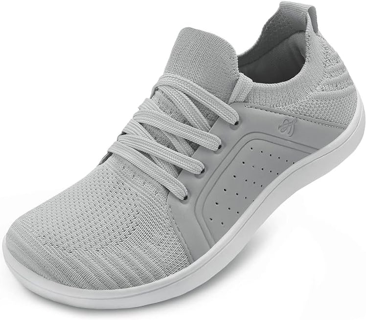 LeIsfIt Wide Toe Barefoot Walking Shoes