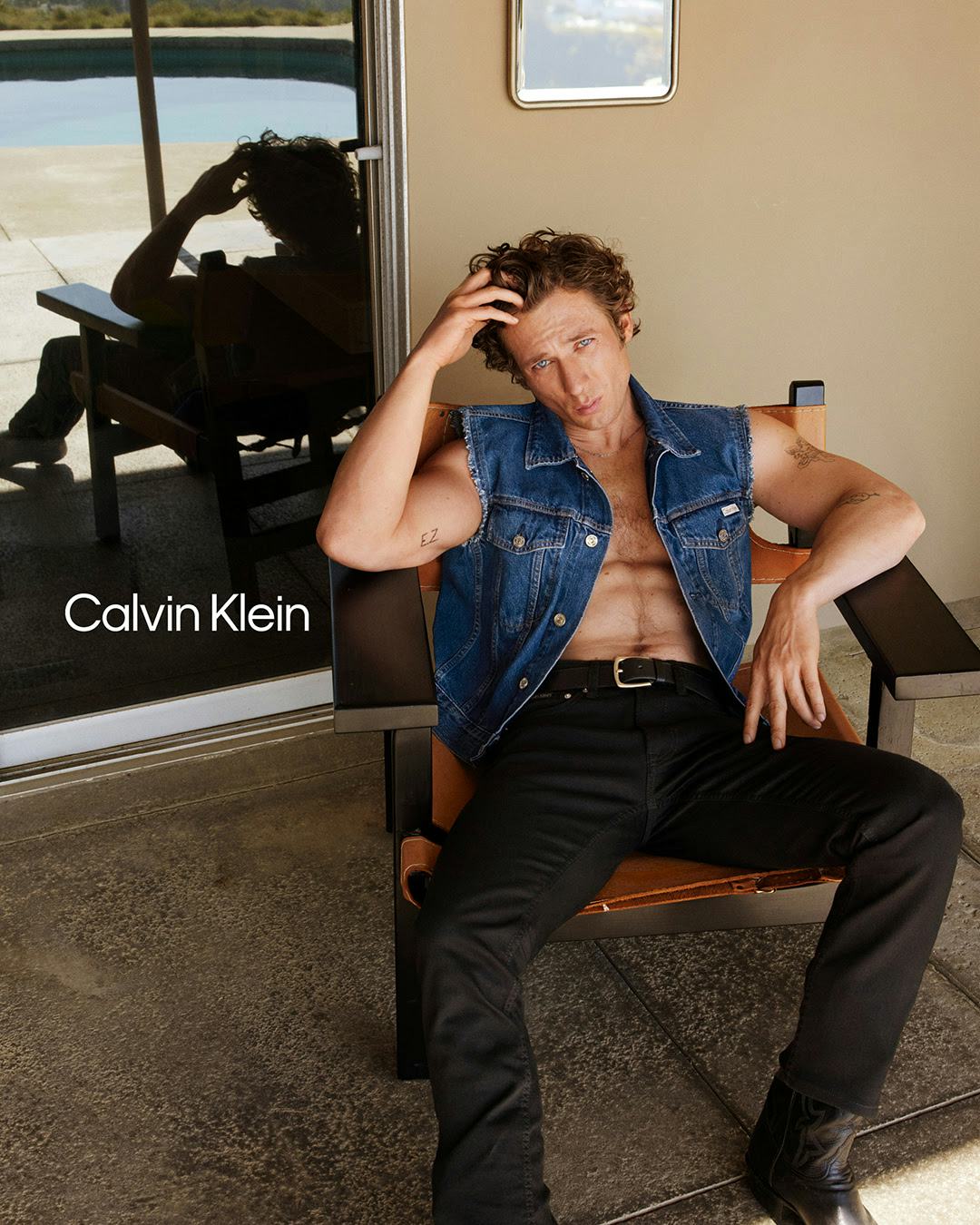 Jeremy Allen White stars in Calvin Klein&rsquo;s new campaign.