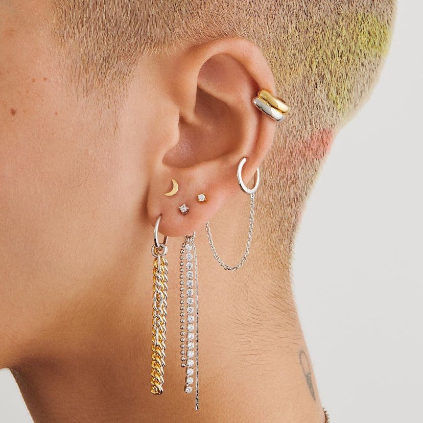 Mixed-metal jewelry is on-trend for fall 2024.