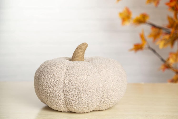 Pearhead Sherpa Pumpkin 