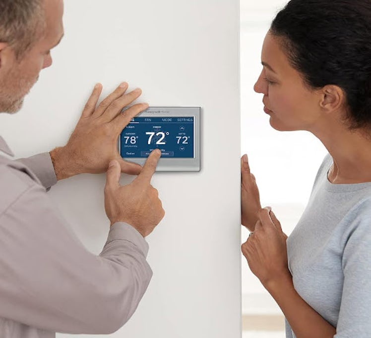 Honeywell Home Refurbished Wi-Fi Smart Color Thermostat