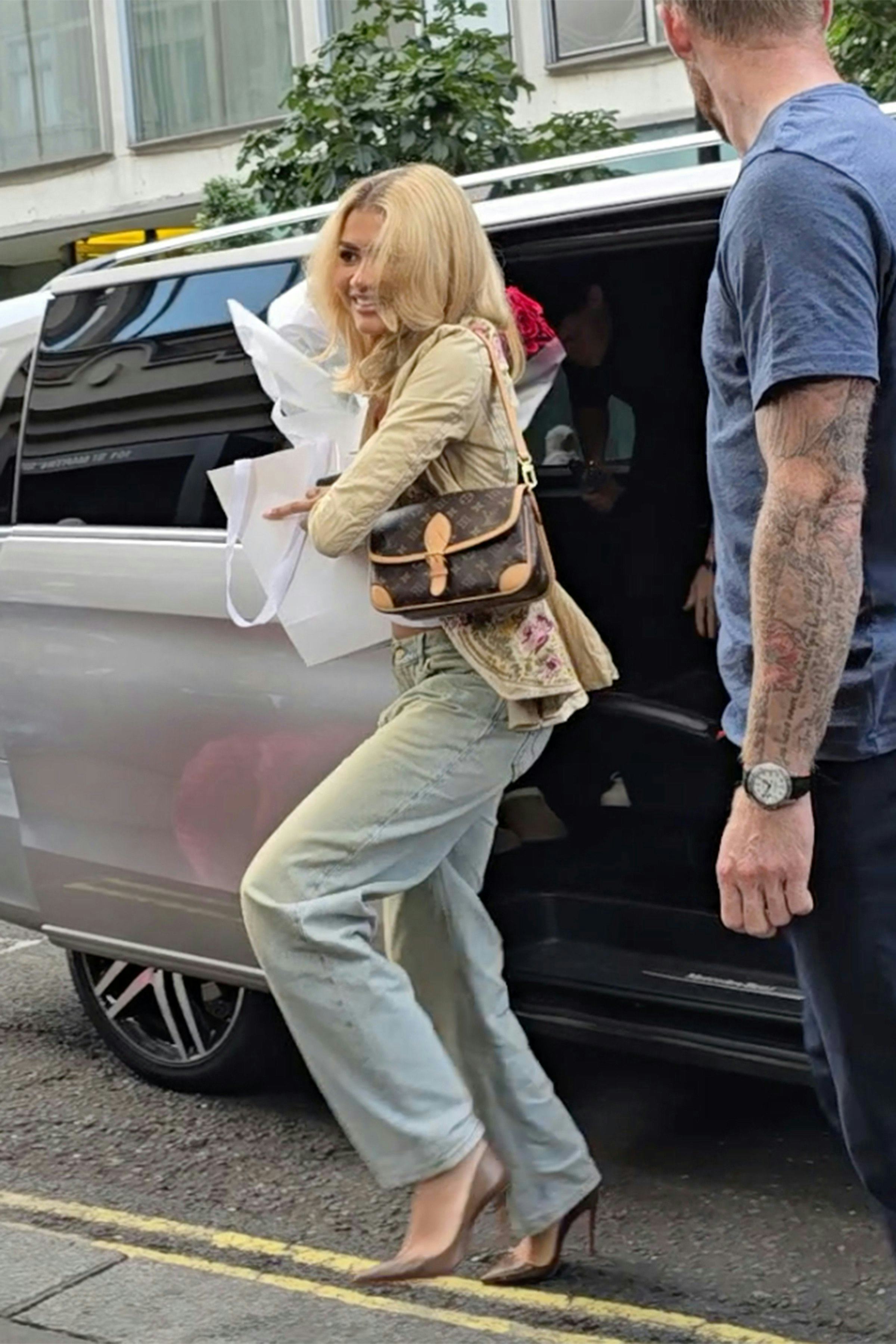 Zendaya Brings Flowers & Her Favorite New Bag to Tom Holland's Big