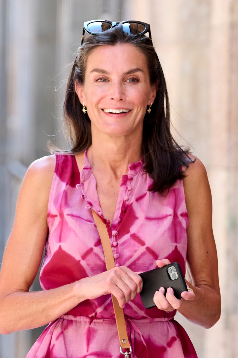 PALMA DE MALLORCA, SPAIN - AUGUST 06: Queen Letizia of Spain is seen visiting the Plaza Mayor and th...