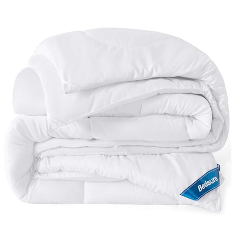 Bedsure Queen-Size Comforter