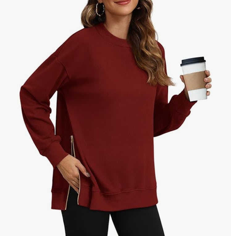 WIHOLL Oversized Sweatshirt With A Side Zipper