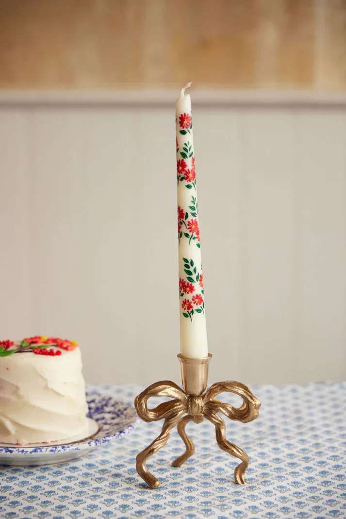 Bow Candleholder