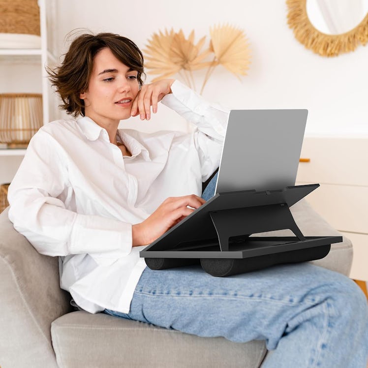 HUANUO Adjustable Laptop Stand 