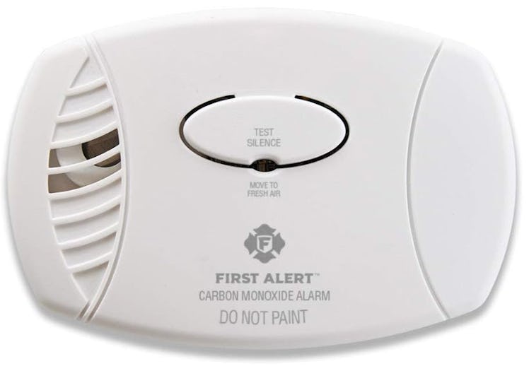 First Alert Plug-In Carbon Monoxide Detector with Battery Backup