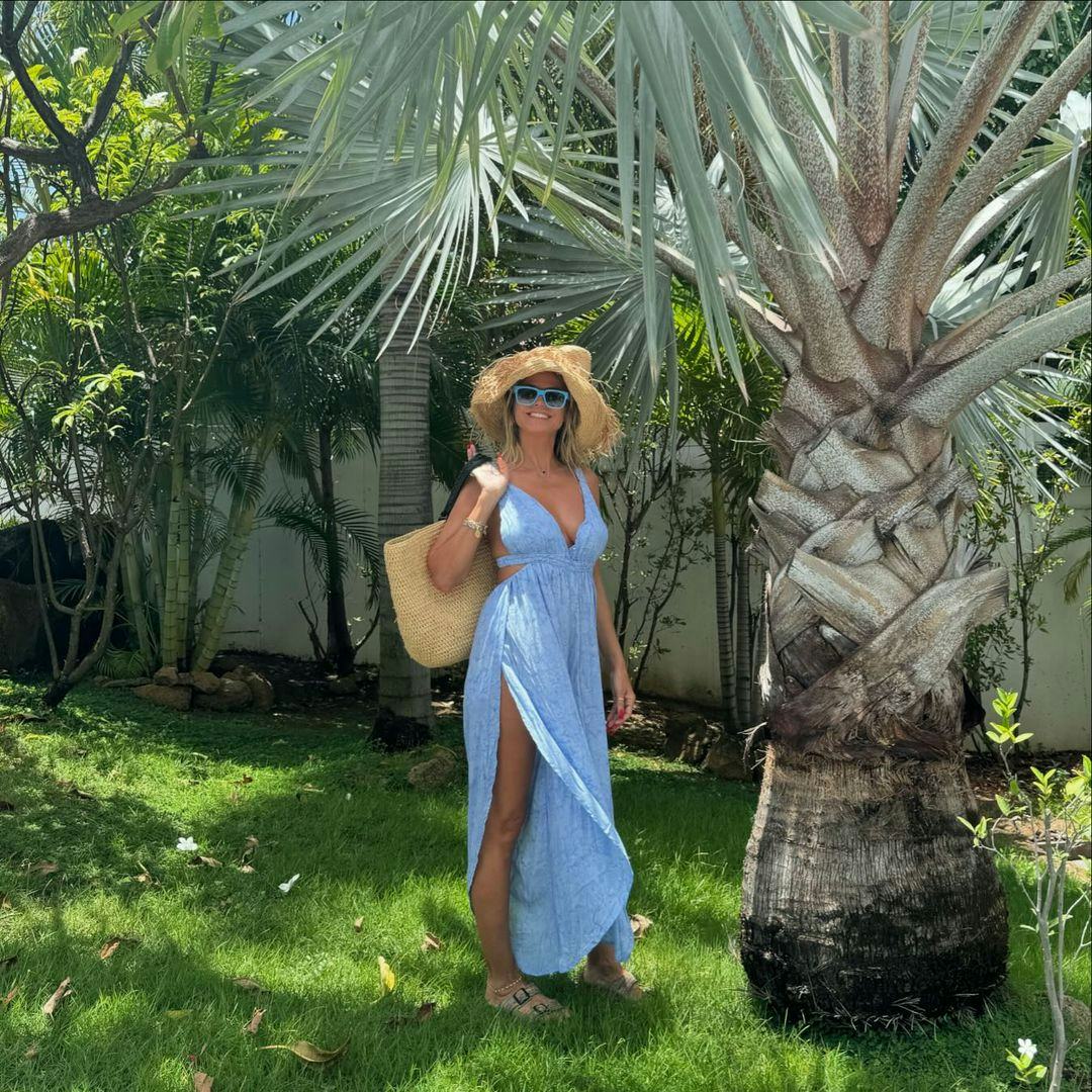 Heidi Klum’s beach-ready cutout dress.