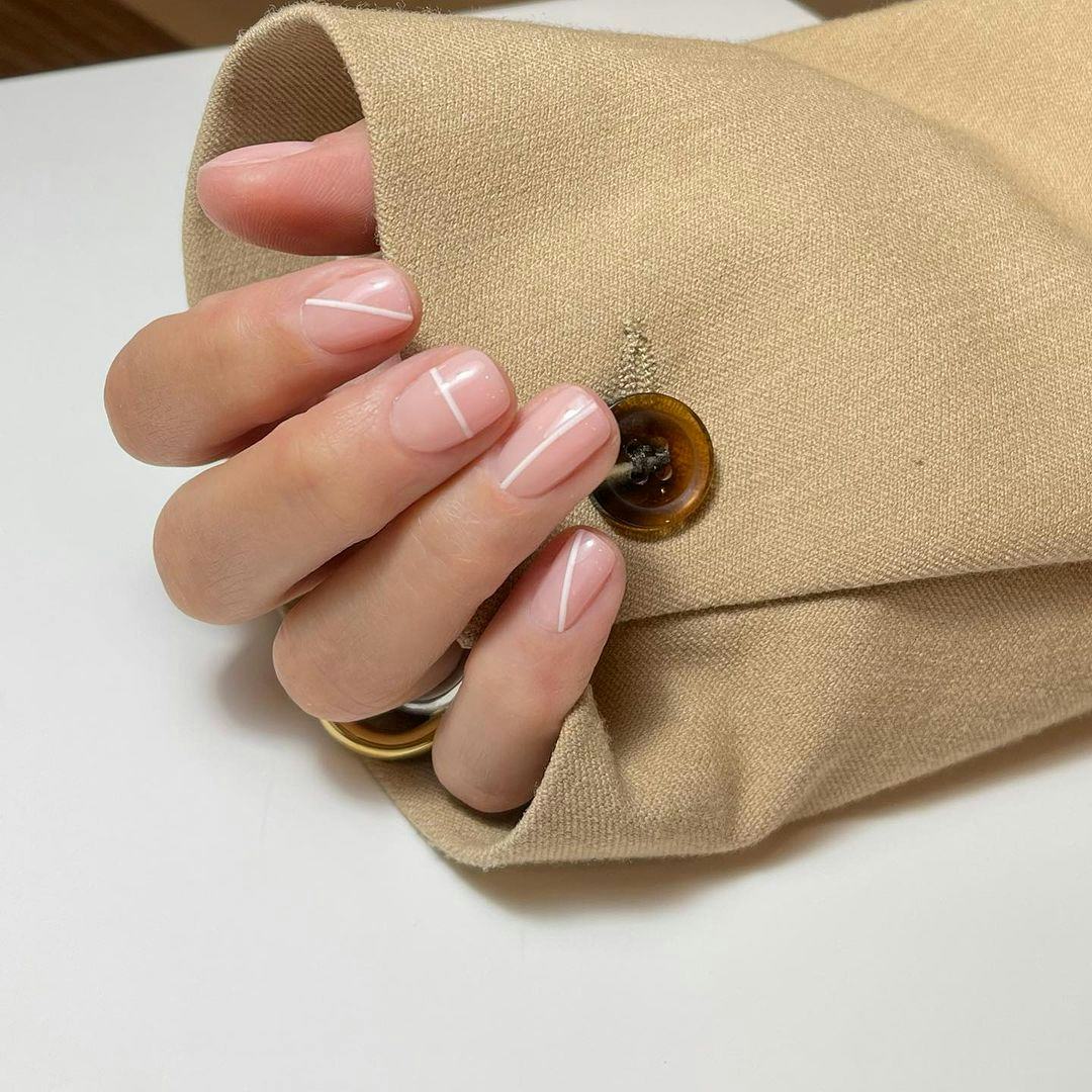 &ldquo;Floating French tip manicures&rdquo; are trending.