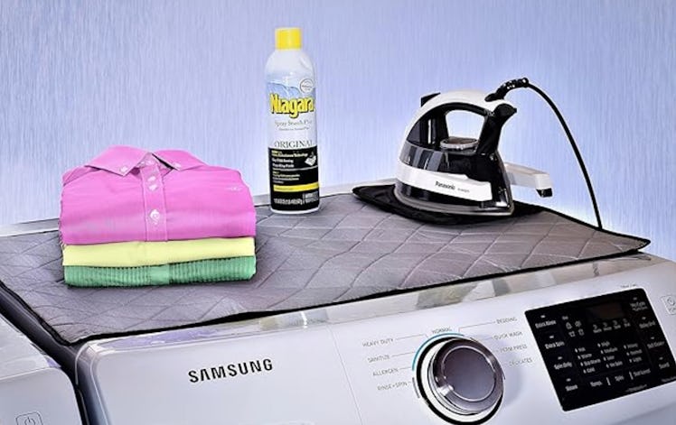 Handy Laundry Magnetic Ironing Mat